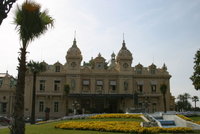 I finally took a picture of the front of the Monte-Carlo Casino.