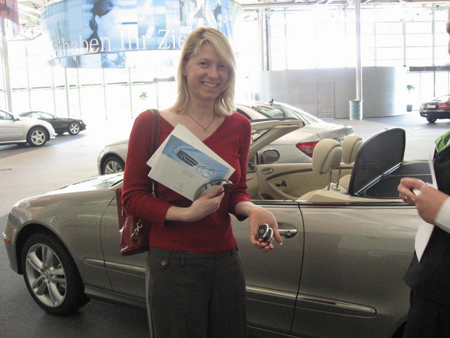 With my Owner's Manual and keys in hand, I am ready to drive!
