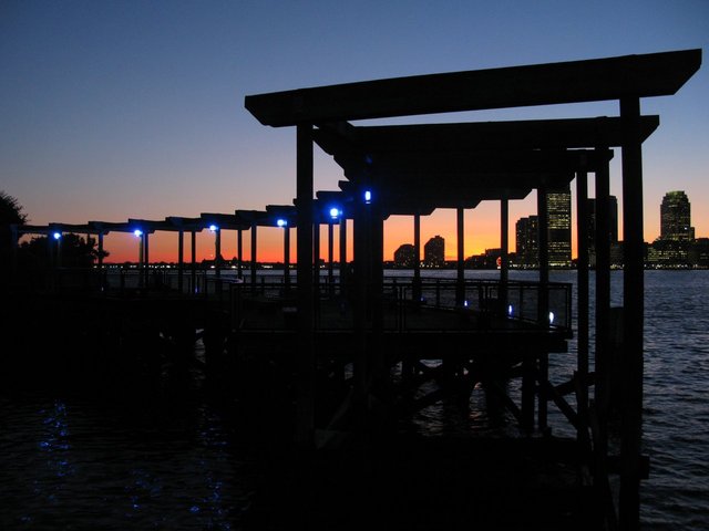 There were, not surprisingly, lots of marinas, restaurants, and other interesting places along the Hudson.