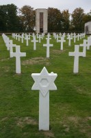 Here you can see the rock of remembrance on the right ledge of the star.